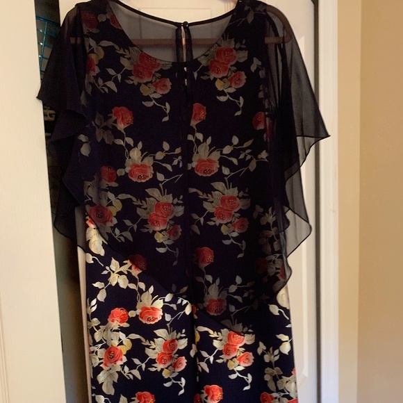 Cute Cocktail Dress - Picture 2 of 3